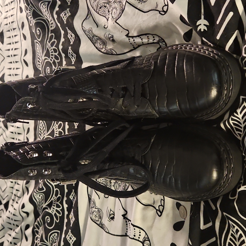 Crown Vintage Black Reptile Combat Boots 7 - Picture 5 of 11